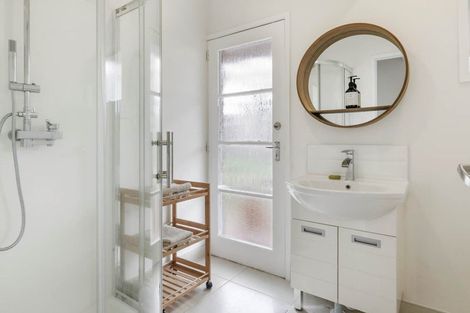 Photo of property in 2/30 Uppingham Crescent, Hillcrest, Auckland, 0627