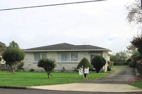 Photo of property in 64 Parata Street, Waikanae, 5036