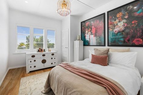 Photo of property in 31 Church Street, Northcote Point, Auckland, 0627