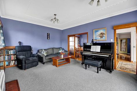 Photo of property in 69 Young Street, New Plymouth, 4310