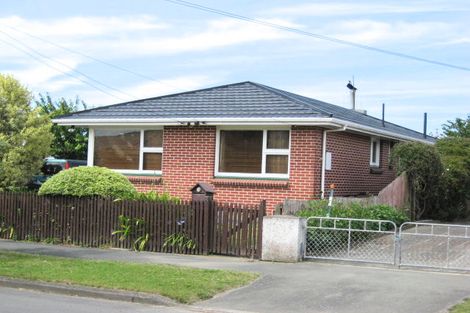 Photo of property in 3 Cromer Place, New Brighton, Christchurch, 8062