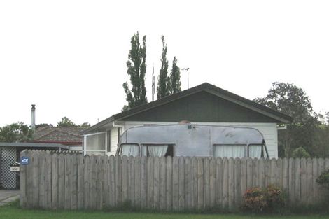 Photo of property in 2/230 Waitemata Drive, Ranui, Auckland, 0612