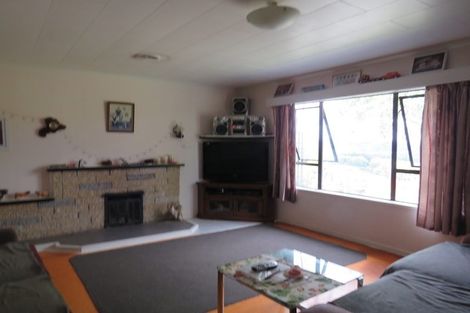Photo of property in 244 Tinopai Road, Matakohe, 0593