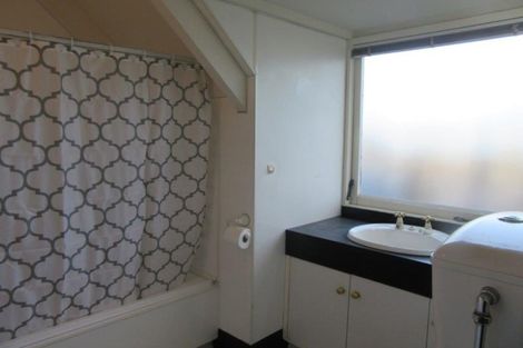 Photo of property in 9/24 Shrewsbury Street, Merivale, Christchurch, 8014