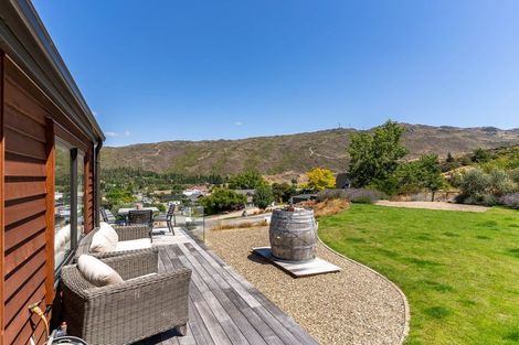 Photo of property in 26 Naylor Street, Clyde, 9330