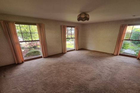 Photo of property in 6 Walden Place, Bryndwr, Christchurch, 8053