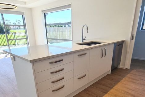 Photo of property in 6 Jimbo Lane, Rolleston, 7615