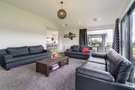 Photo of property in 64 Severn Street, Island Bay, Wellington, 6023