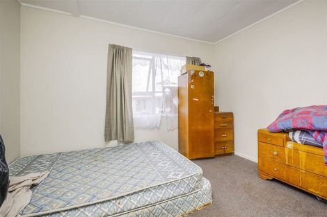 Photo of property in 37 Secretariat Place, Randwick Park, Auckland, 2105