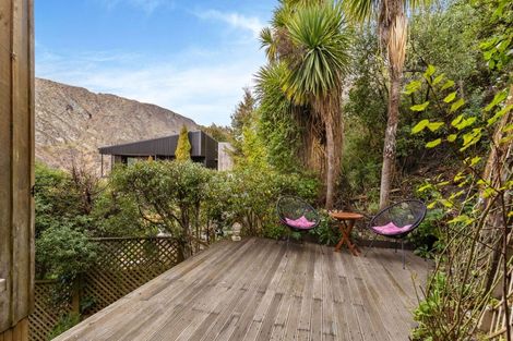 Photo of property in 16 Moonlight Track, Arthurs Point, Queenstown, 9371