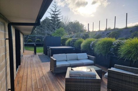 Photo of property in 213 Kimihia Road, Huntly, 3771