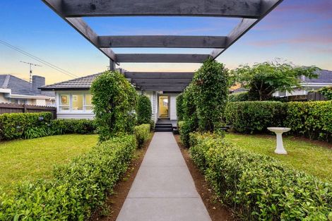 Photo of property in 1/28 Bleakhouse Road, Howick, Auckland, 2014