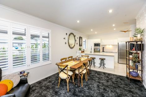 Photo of property in 16 Buller Street, New Plymouth, 4310
