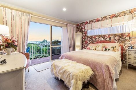 Photo of property in 4 Astor Place, Orewa, 0931