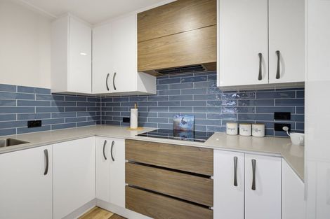 Photo of property in 27 Costello Drive, Ngatea, 3503