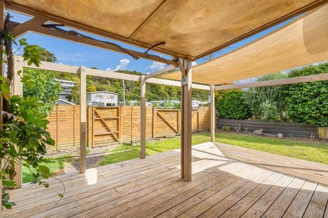 Photo of property in 8 Kopipi Crescent, Ngunguru, Whangarei, 0173