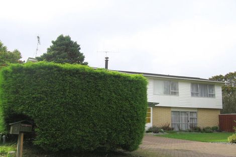 Photo of property in 1 Peterhouse Street, Tawa, Wellington, 5028