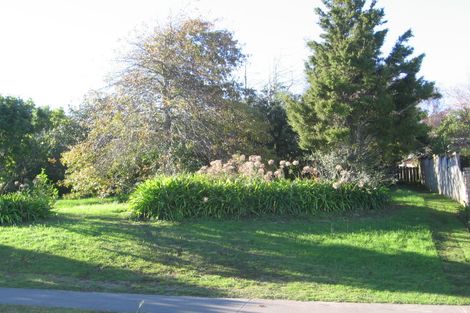 Photo of property in 2 Hendrika Court, Hobsonville, Auckland, 0618