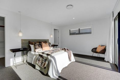 Photo of property in 16 Rich Rise, Havelock North, 4130