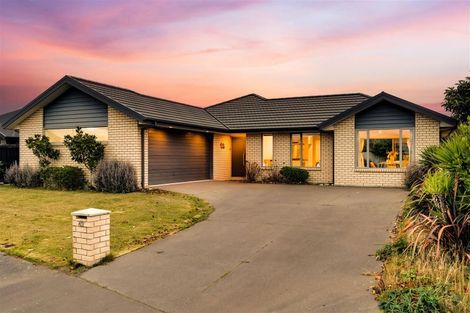 Photo of property in 43 Mariposa Crescent, Aidanfield, Christchurch, 8025