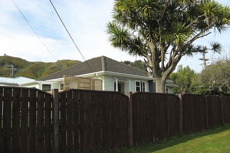 Photo of property in 40 Wise Street, Wainuiomata, Lower Hutt, 5014