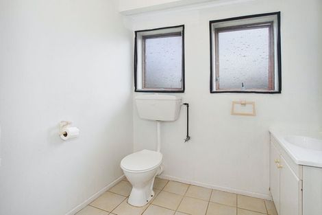 Photo of property in 7/18 Seabrook Avenue, New Lynn, Auckland, 0600