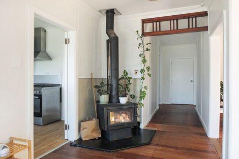 Photo of property in 19 Johnston Street, Foxton, 4814