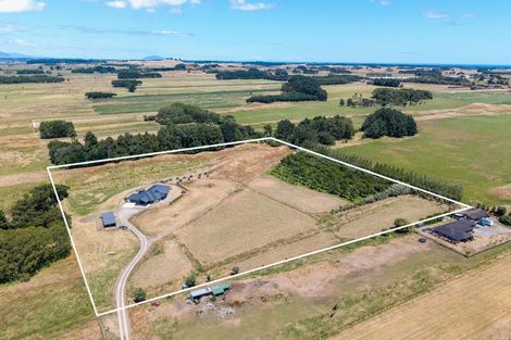 Photo of property in 947 Koputaroa Road, Koputaroa, Levin, 5575