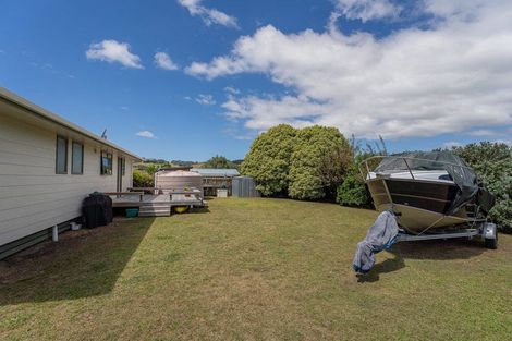 Photo of property in 11 Hawk Hill Crescent, Cooks Beach, Whitianga, 3591