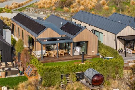 Photo of property in 11b Double Cone Road, Jacks Point, Queenstown, 9371