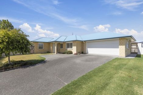 Photo of property in 4 Annandale Drive, Pyes Pa, Tauranga, 3112