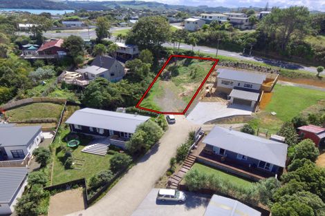 Photo of property in 8e Harakeke Place, Raglan, 3225