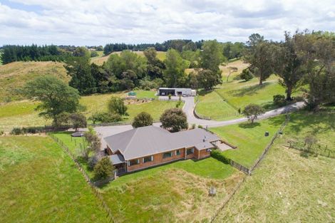 Photo of property in 137 Knorp Street, Halcombe, Feilding, 4779