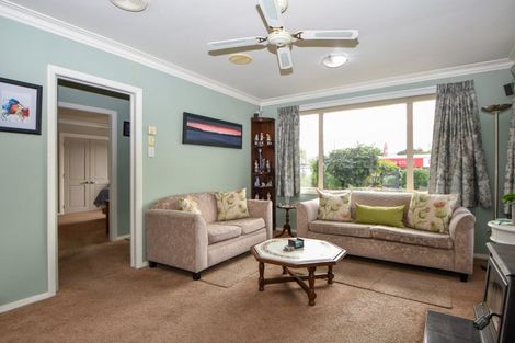 Photo of property in 240 High Street North, Carterton, 5713