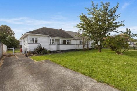Photo of property in 5 Purser Grove, Fairfield, Lower Hutt, 5011