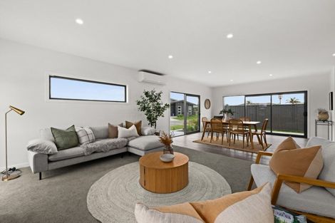 Photo of property in 24 George Yee Place, Taradale, Napier, 4112