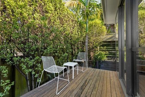 Photo of property in 24 Edgerton Road, Te Atatu Peninsula, Auckland, 0610