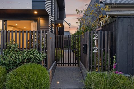 Photo of property in 212 Peterborough Street, Christchurch Central, Christchurch, 8013