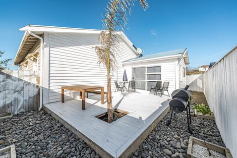 Photo of property in 3a Pharazyn Street, Gonville, Whanganui, 4500