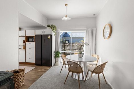 Photo of property in 42 Gaine Street, New Plymouth, 4310