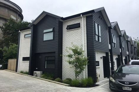 Photo of property in 3/14 Ruakiwi Road, Hamilton Lake, Hamilton, 3204