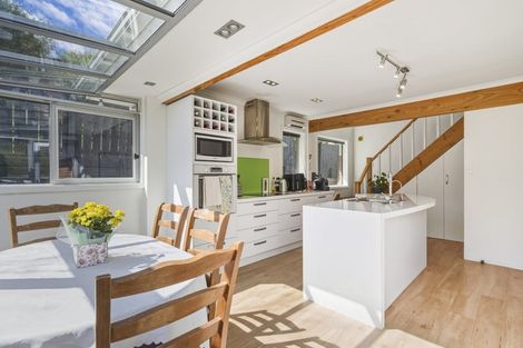 Photo of property in 334 Kenmure Road, Kenmure, Dunedin, 9011