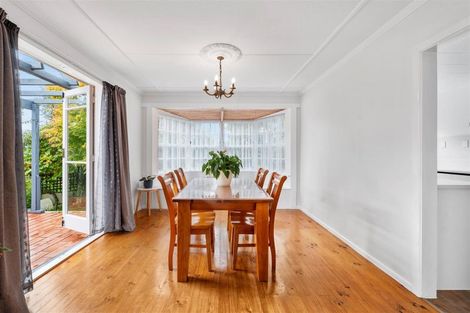 Photo of property in 24 Selwyn Road, Lynmore, Rotorua, 3010