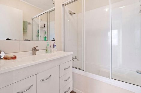 Photo of property in 55 Pooks Road, Ranui, Auckland, 0612