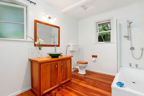 Photo of property in 97 Waima Crescent, Titirangi, Auckland, 0604