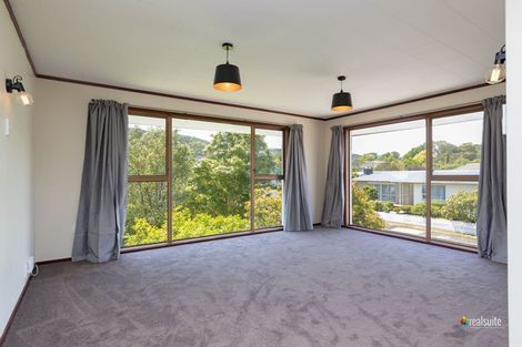 Photo of property in 1/4 Parera Grove, Heretaunga, Upper Hutt, 5018