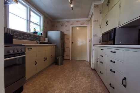 Photo of property in 219 Cambridge Terrace, Naenae, Lower Hutt, 5011