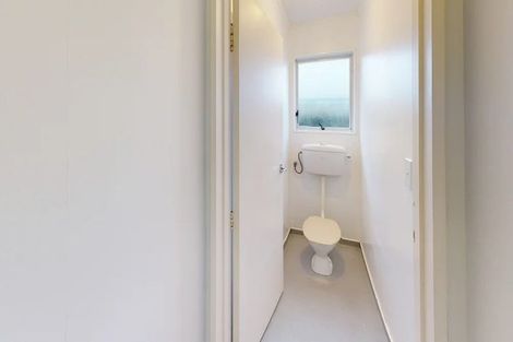 Photo of property in 90a Karaka Street, Castlecliff, Whanganui, 4501