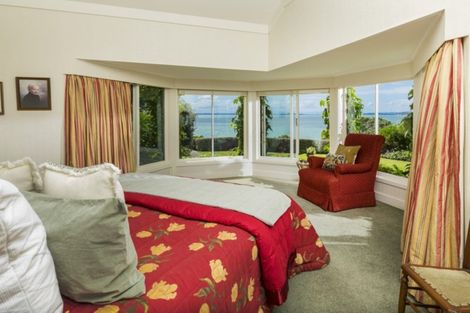 Photo of property in 122 Vauxhall Road, Narrow Neck, Auckland, 0624