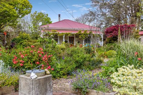 Photo of property in 840 Pukearuhe Road, Waiiti, Urenui, 4377